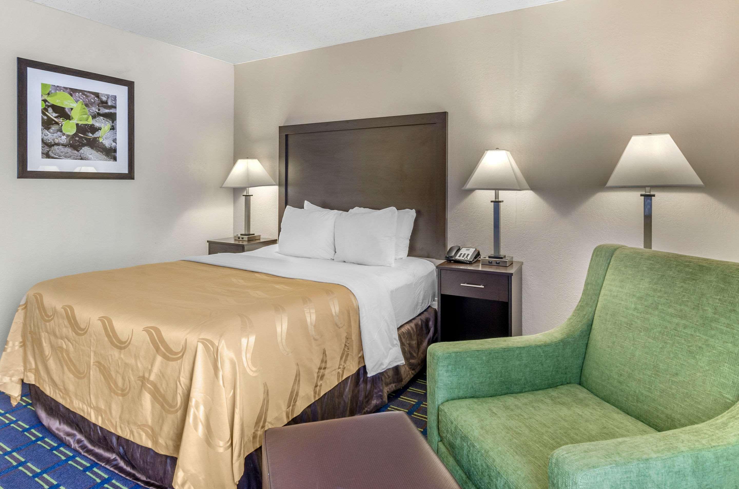 Quality Inn Waynesboro - Skyline Drive Bagian luar foto