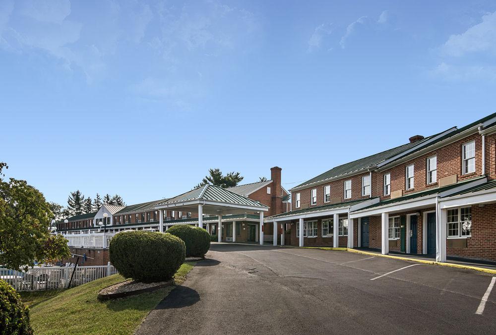 Quality Inn Waynesboro - Skyline Drive Bagian luar foto