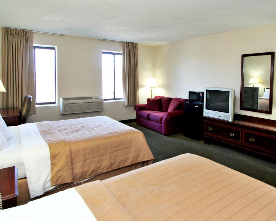 Quality Inn Waynesboro - Skyline Drive Bagian luar foto
