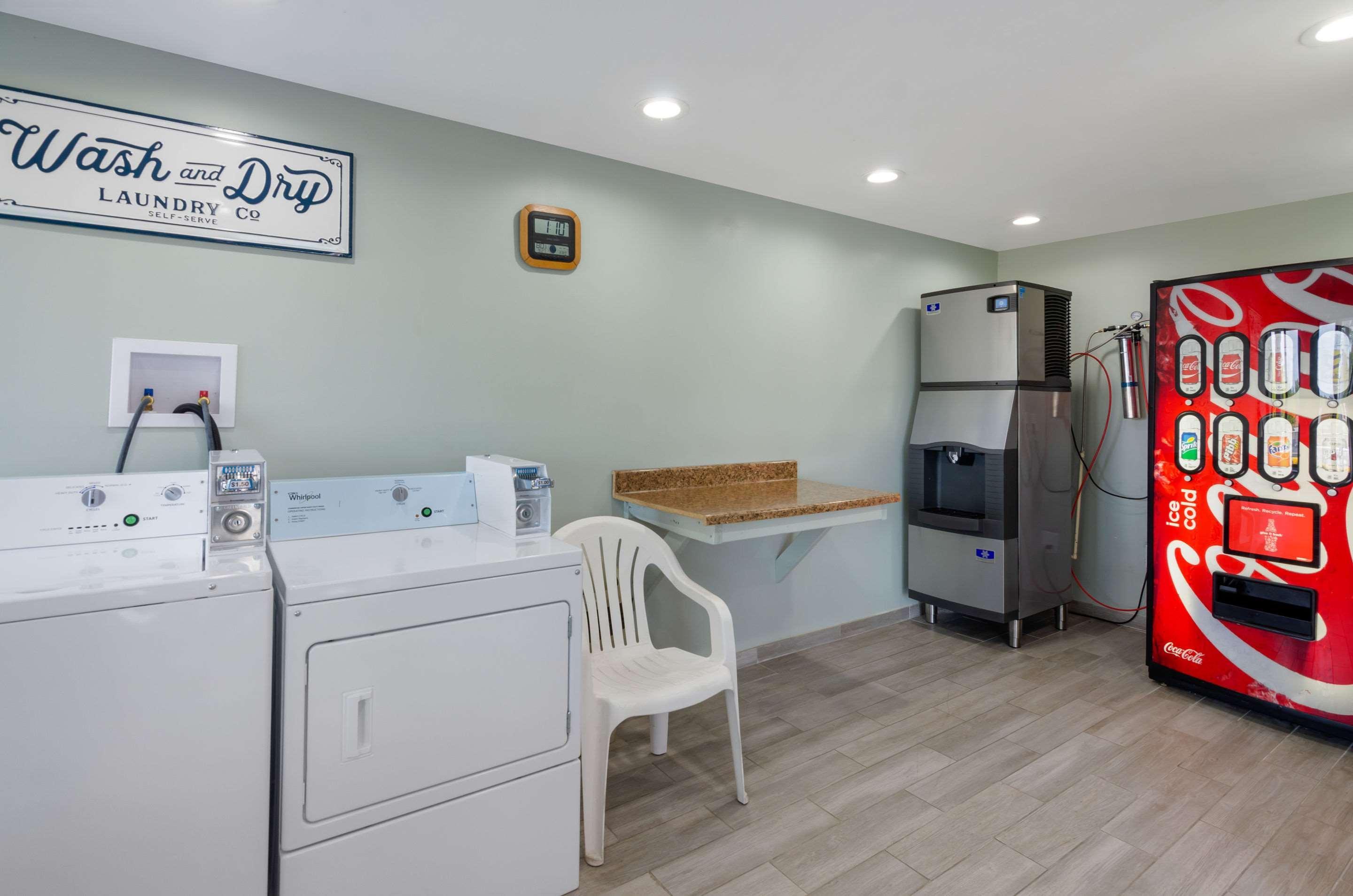 Quality Inn Waynesboro - Skyline Drive Bagian luar foto