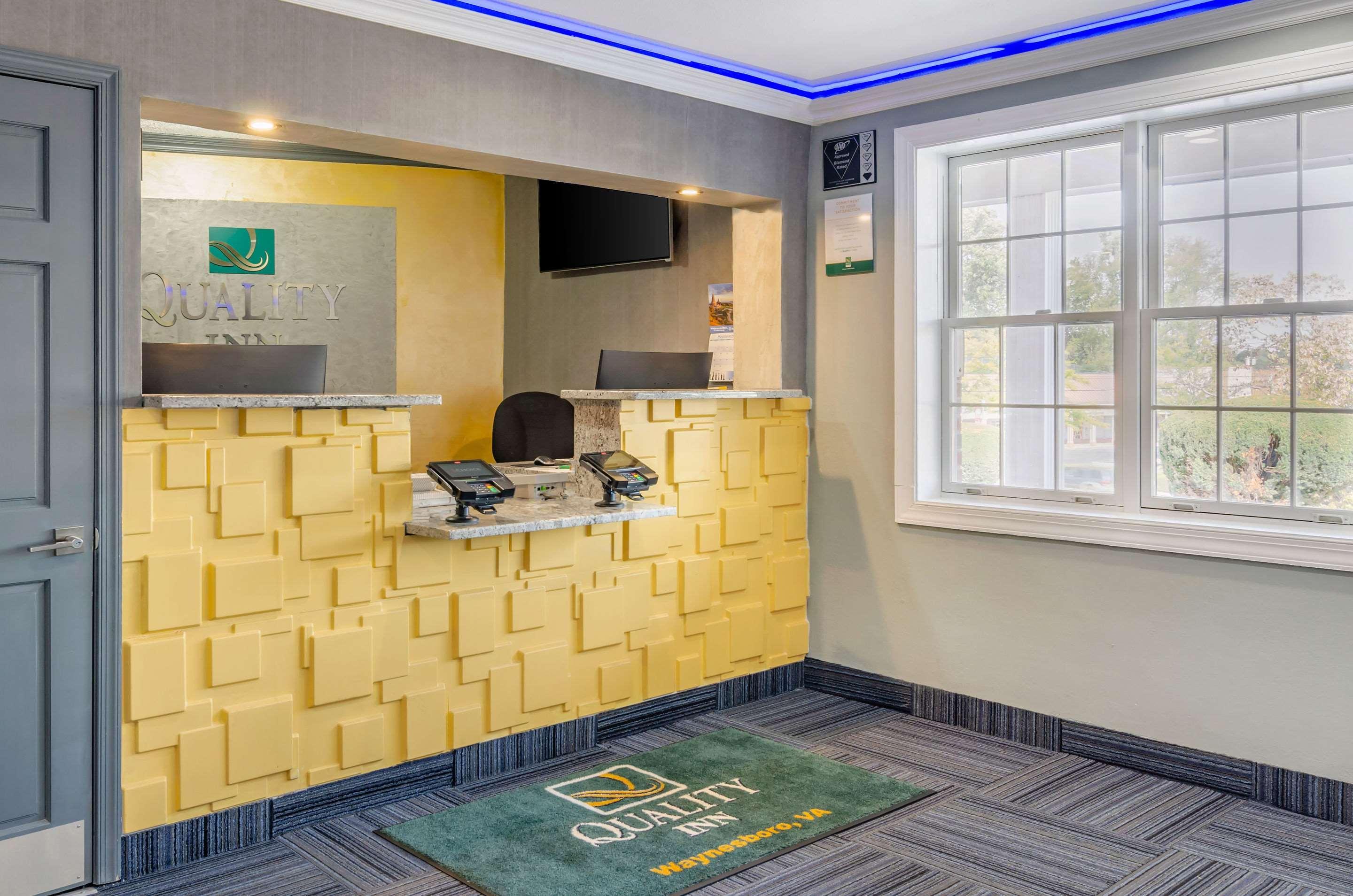 Quality Inn Waynesboro - Skyline Drive Bagian luar foto