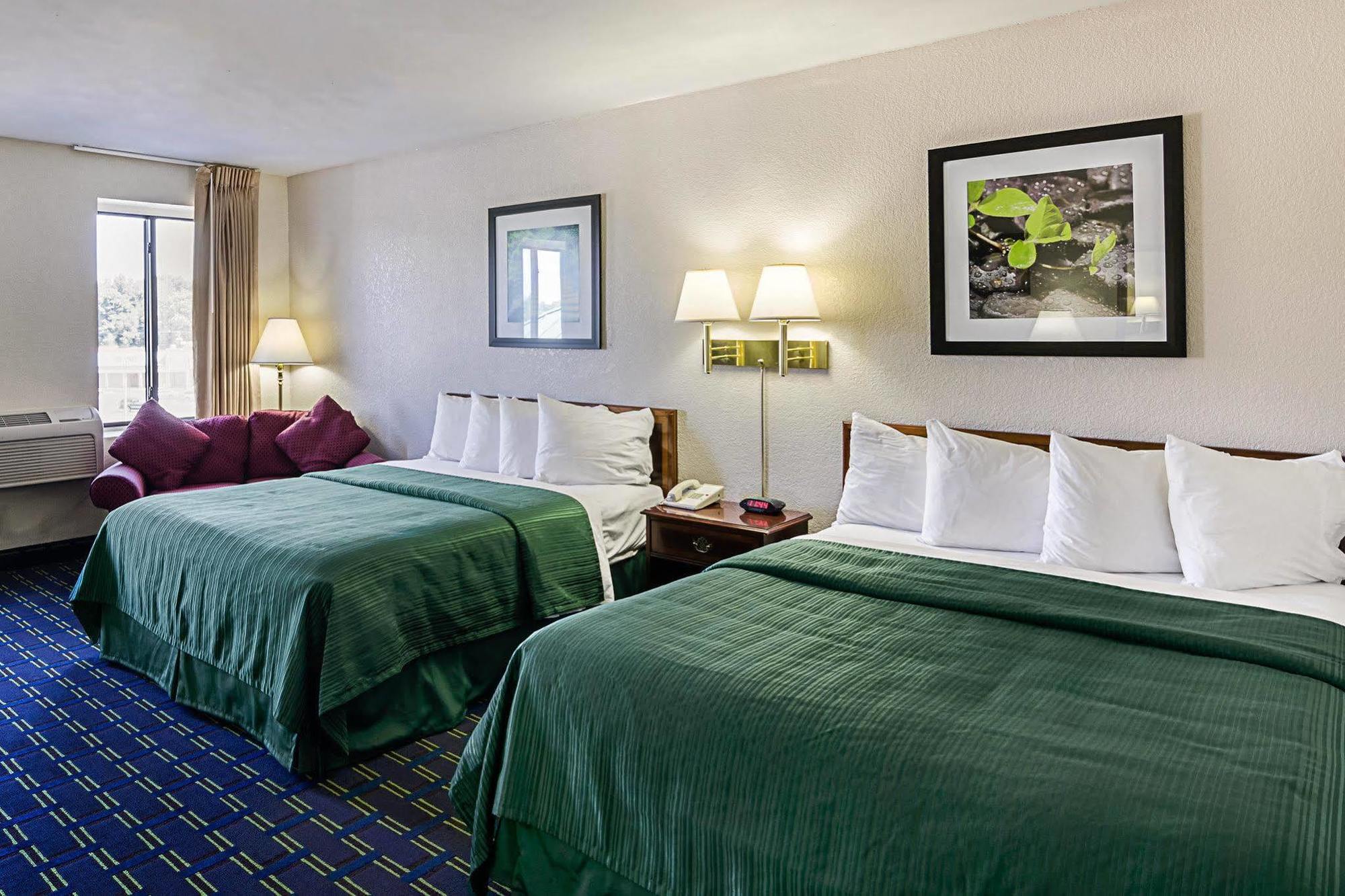 Quality Inn Waynesboro - Skyline Drive Bagian luar foto
