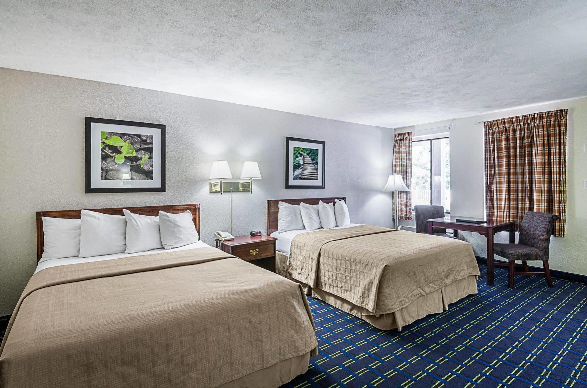 Quality Inn Waynesboro - Skyline Drive Bagian luar foto