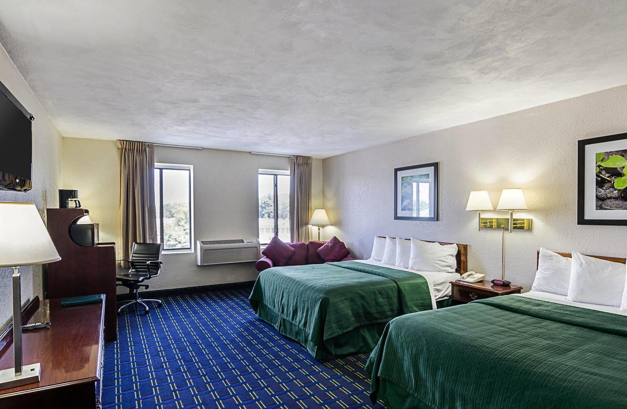 Quality Inn Waynesboro - Skyline Drive Bagian luar foto